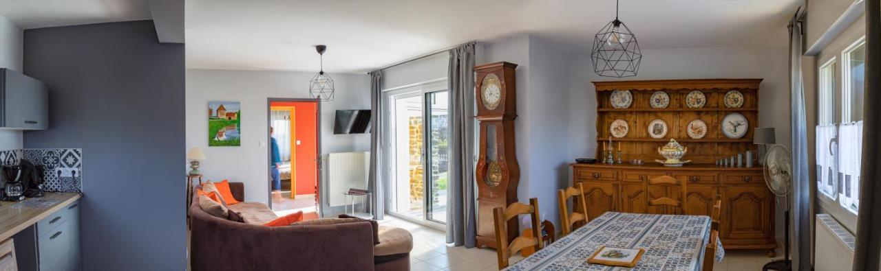 Paisible Maison entière 140m2 avec véranda vue sur la campagne Renwez Esterno foto