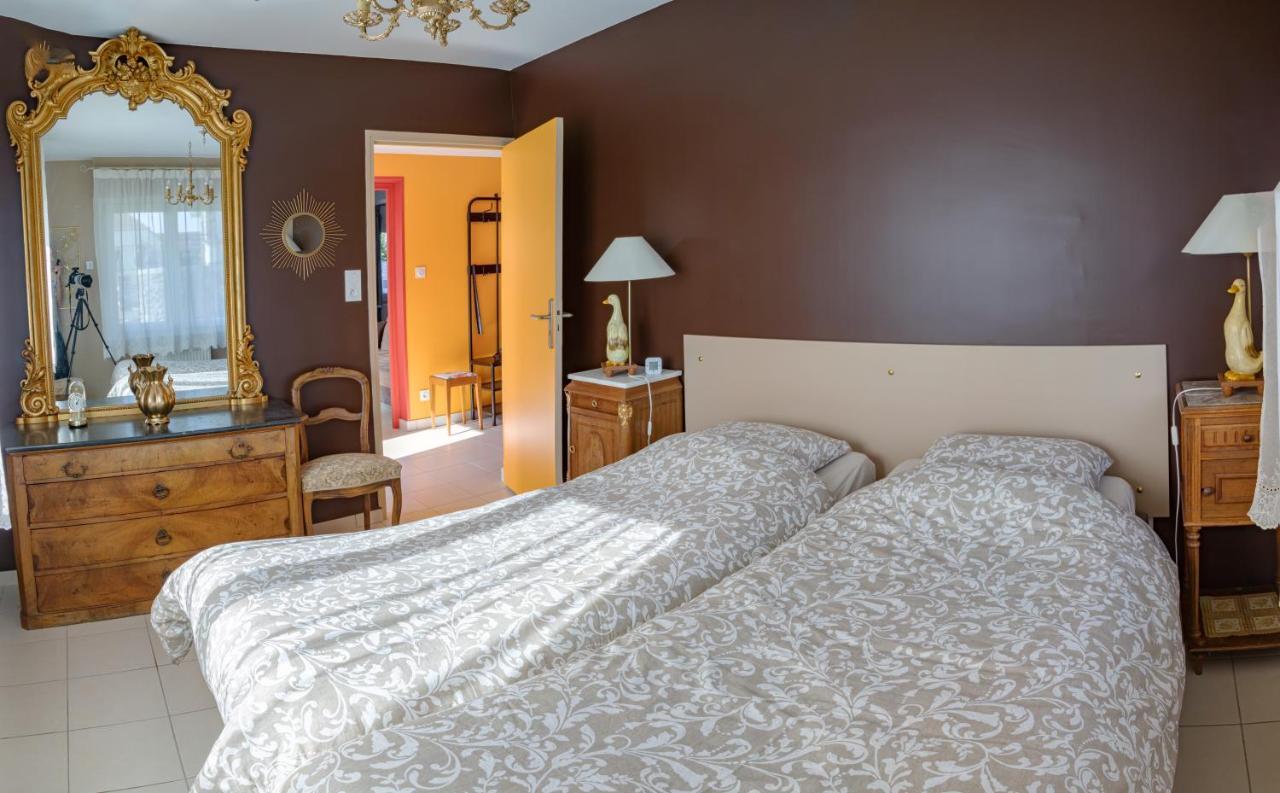 Paisible Maison entière 140m2 avec véranda vue sur la campagne Renwez Esterno foto