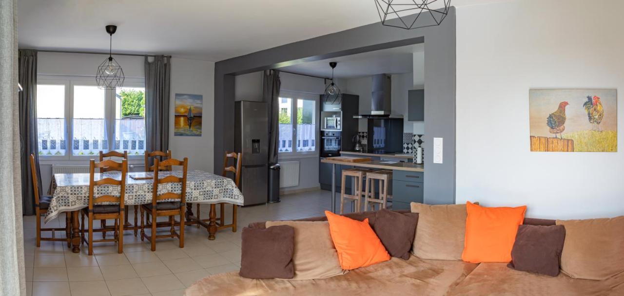 Paisible Maison entière 140m2 avec véranda vue sur la campagne Renwez Esterno foto