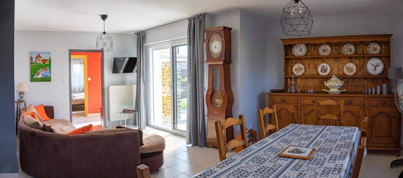 Paisible Maison entière 140m2 avec véranda vue sur la campagne Renwez Esterno foto