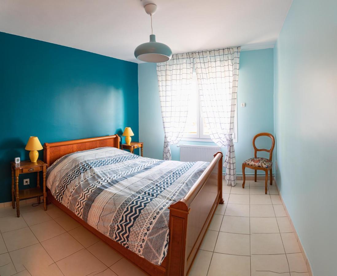 Paisible Maison entière 140m2 avec véranda vue sur la campagne Renwez Esterno foto